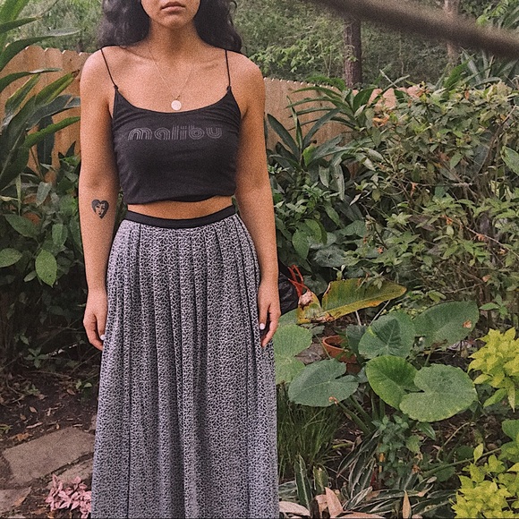 **SOLD** ◆ Urban Outfitter Maxi Skirt ◆ - Picture 1 of 6